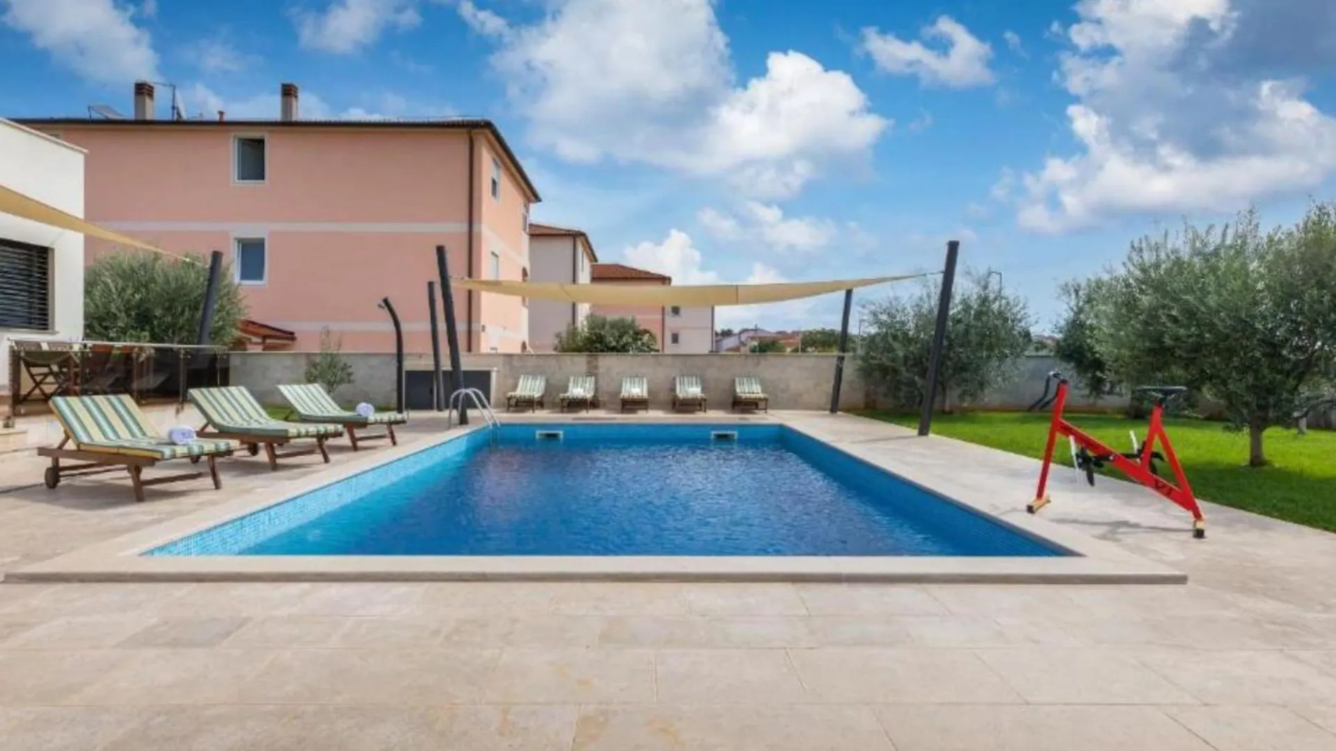 מדולין Villa Casa Gigi With Swimming Pool - Four Bedroom Villa